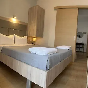 https://haus-galini.hotelschalkidiki.net