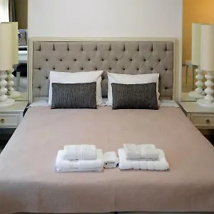 https://greecerent-lux-ladadika.hotels-of-thessaloniki.com