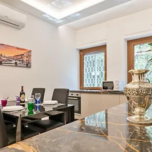 Vakantiehuis First Class, Rome
